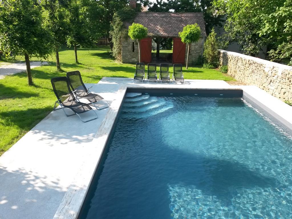 Sarffy House Bed & Breakfast Dörgicse Екстериор снимка
